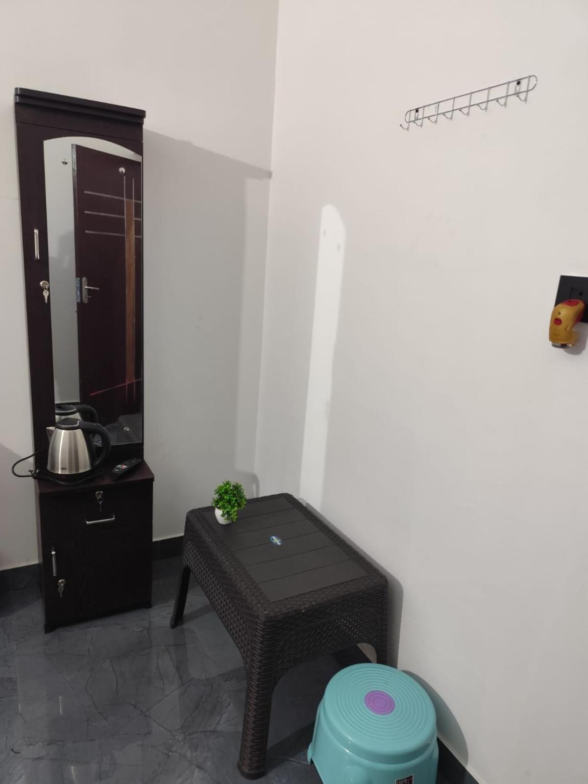 Travel Inn Mysore Vanivilasa Puram Esterno foto