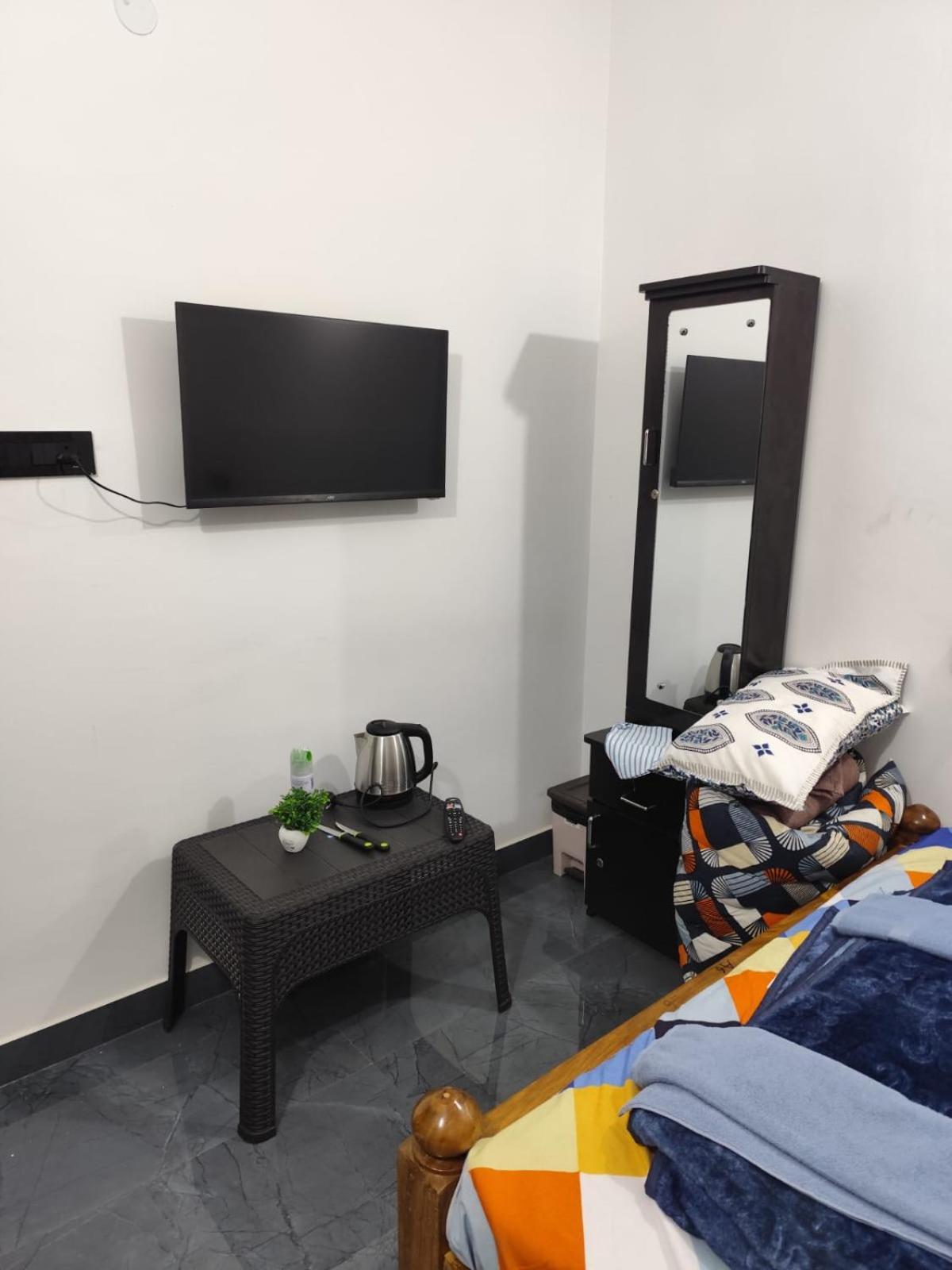 Travel Inn Mysore Vanivilasa Puram Esterno foto